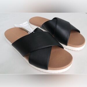 Amazon Essentials Women's Black Criss Cross Sport Slide Sandals Size 6.5